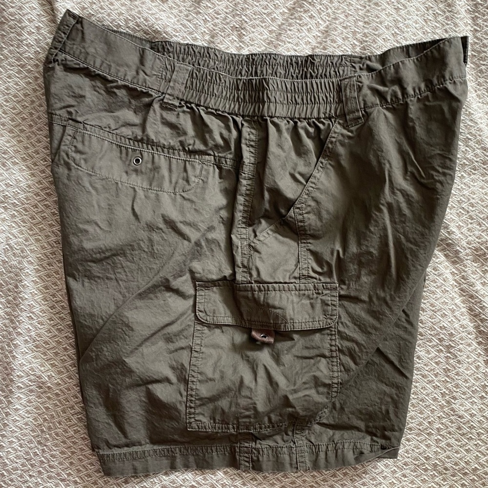 Columbia shorts